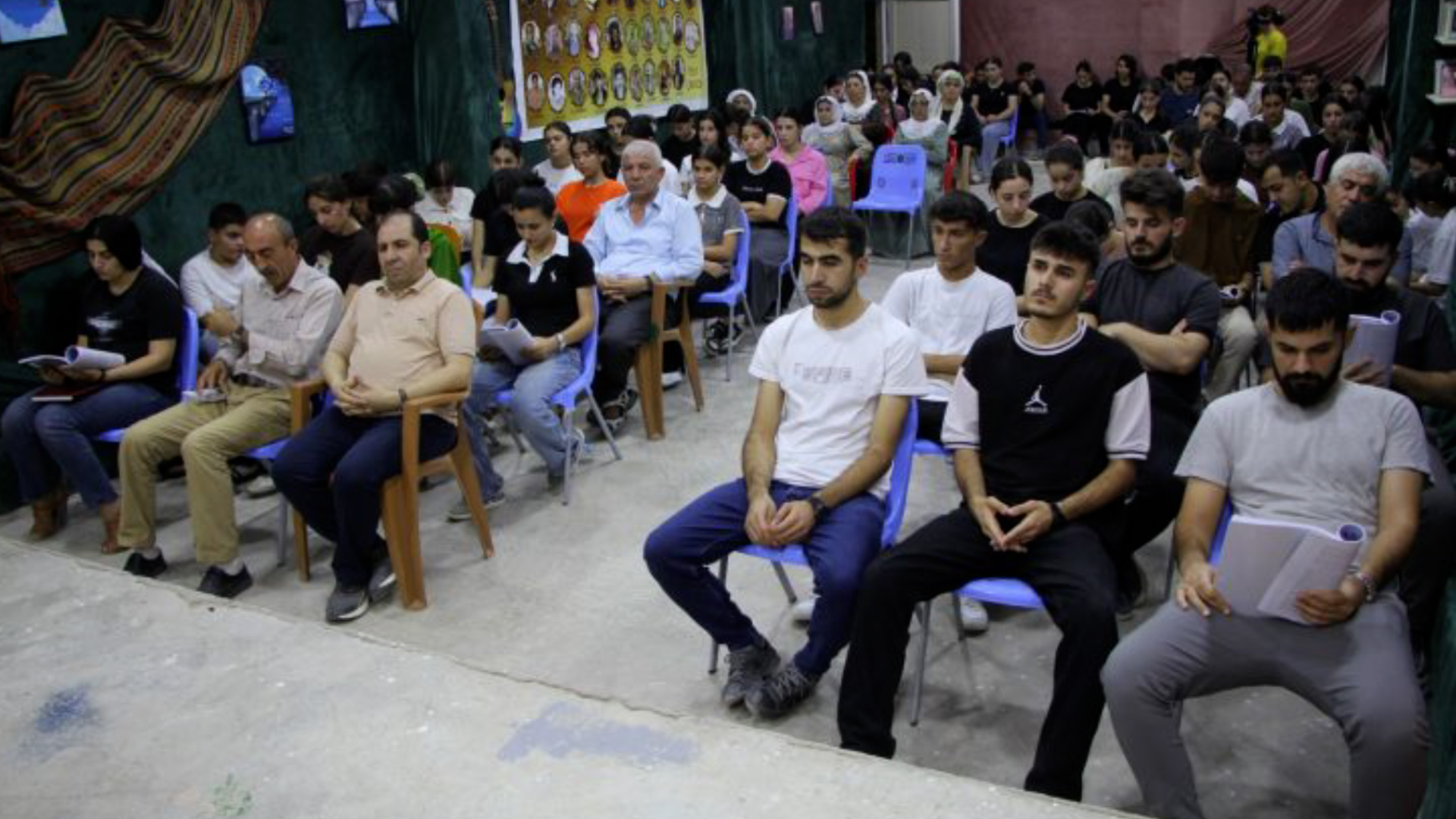 Xebatkarên Çand û Hunerê yên Mexmûrê perwerdeya “Aştî û Civaka Demokratîk” dibînin