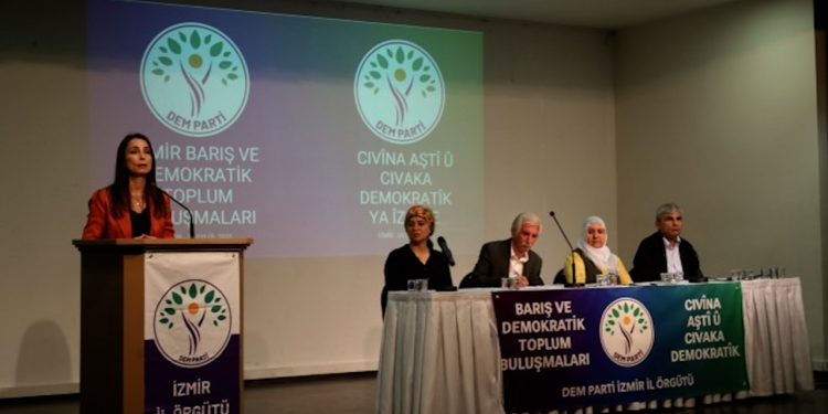“Eger dewlet dixwaze pirsgirêka Kurd çareser bike divê li ser masê rûnê”