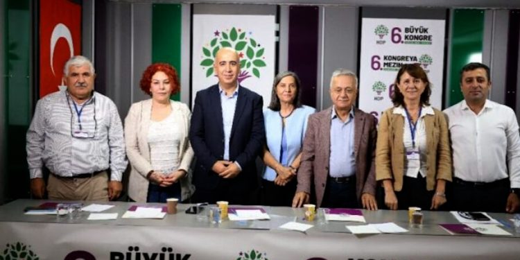 HDP’ê kongreya xwe ya 6’emîn lidar xist
