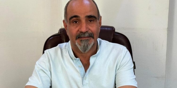Hiqûqnas Ewas Elî Xelîl: Divê dawî li tecrîda li Îmraliyê were