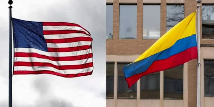 Kolombiya kirîna çekên Amerîkayê rawestand