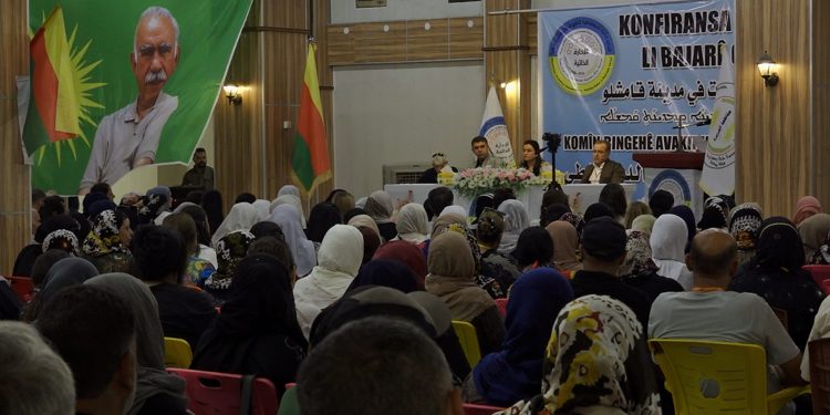 Li Qamişlo konferansa komînan pêk hat