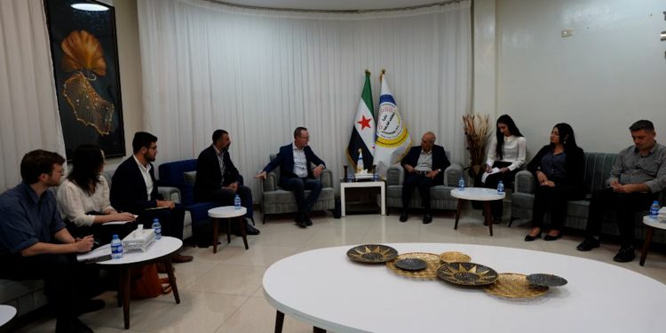 Şandeya Awistralyayê serdana herêma Bakur û Rojhilatê Sûriyê kir