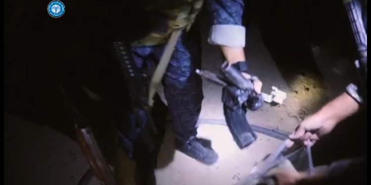 Li Dêra Zorê 8 çeteyên DAIŞ’ê hatin girtin