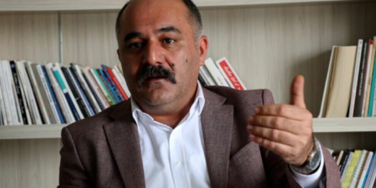 Berdan Ozturk pêvajoya veguhêz ya Sûriyê nirxand