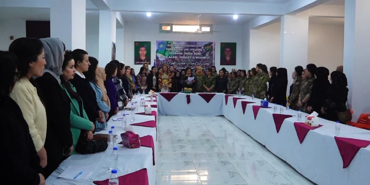 Di bin ala YPJ de jinên Sûrî ji bo azadî, edalet û wekheviyê dibin yek