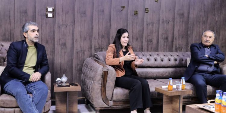 Meclisa Rêveber a kantona Firatê şandeya Yûnanî pêşwaz kir