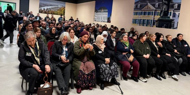 Li Almanyayê bi çalakiyekê 4 şehîd hatin bibîranîn
