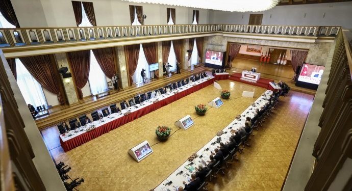 Dema xebatên Komîsyona meclisê du meh hat dirêjkirin