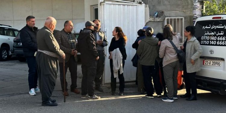 Cenazeyê dayika aştiyê Ayla Teymûr ber bi Bakurê Kurdisatnê ve hat oxirkirin