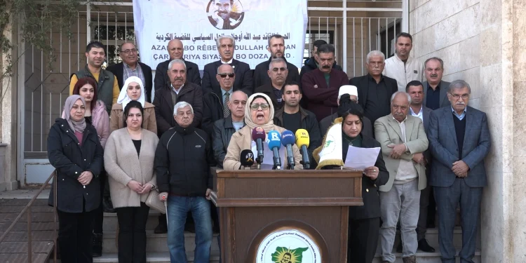 tevî zelaliya rêgezên mafê mirovan bipêkirin li dijî mafên gelê Kurd têne kirin