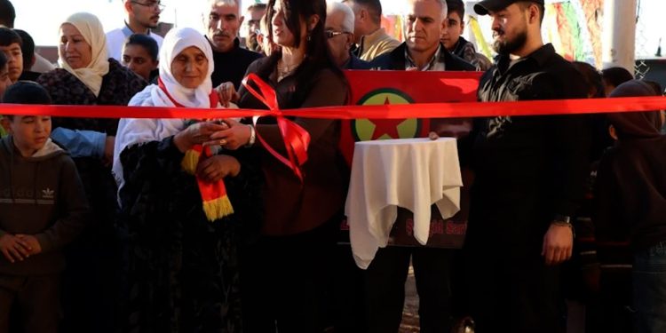 Komîngeha yekemîn a ciwanan hat vekirin