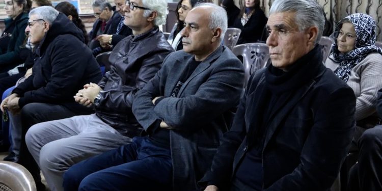 Li Qamişloyê şevbuhêrka xwendina kurteçîrokên serketî hat lidarxistin