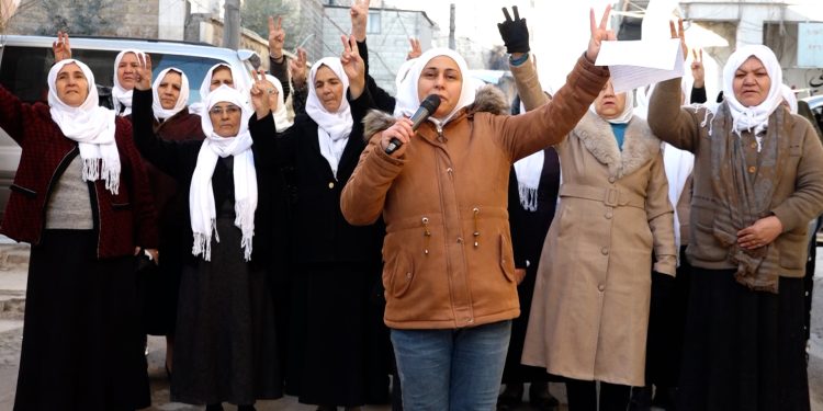 Dayikên Aştiyê dorpêça li ser Şêxmeqsûd û Eşrefiyê şermezar kir