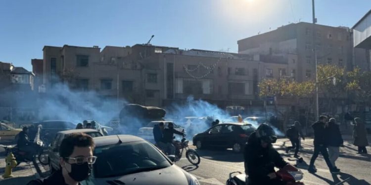PJAK’ê piştgirî da xwepêşandanên li Îranê û Rojhilatê Kurdistanê