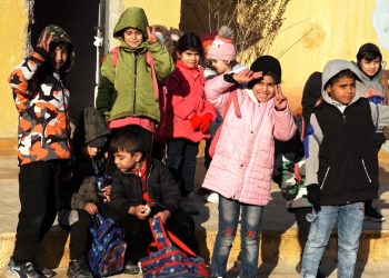 Dibistanên Şêxmeqsûd û Eşrefiyê careke din tevî dorpêçê jî deriyê xwe vekirin-Rapor: Çeklîn Brîmo