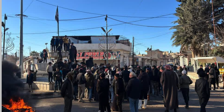 Li Girê Spî û Serê Kaniyê yên dagirkirî xwepêşandanên gel