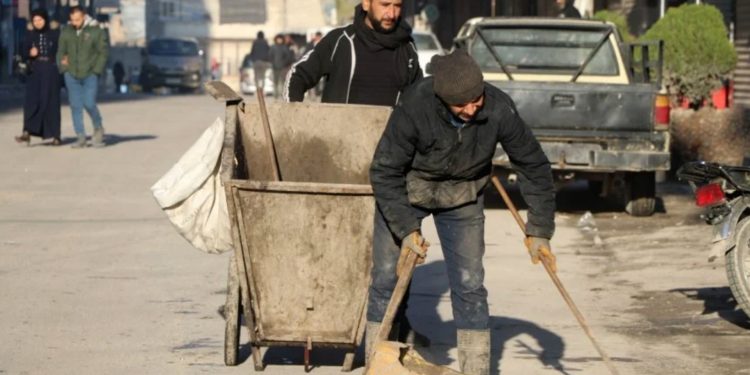 Li Helebê kolan bi erebeyên kişandinê tên paqijkirin
