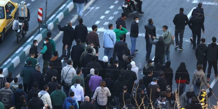 Serhildanên Gel yên li Îran û Rojhilatê Kurdistanê didomin