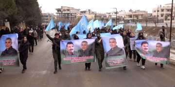 Bi hezaran şêniyên Dêrikê fermandar Ziyad Heleb û hevalên wî bi bîr anîn