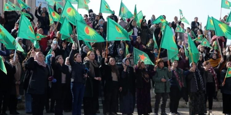 Jinan li dijî êrişan çalakiyek li dar xist