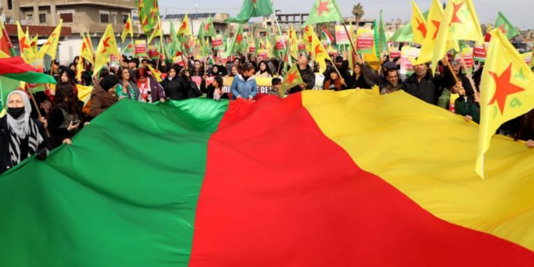 Li 3 bajaran meş: Divê mafên Kurdan di destûrê de werin parastin
