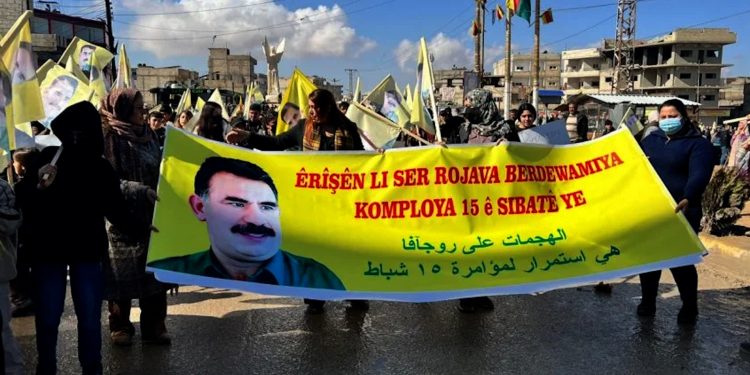Kobanê peyama xwe da: Bê Serok jiyan nabe