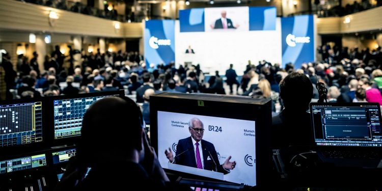 Konferansa Ewlehiyê ya Munichê a 62. Despê kir