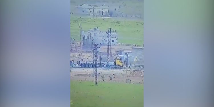 Komên girêdayî hikumetê gundewarên Sirînê talan dikin