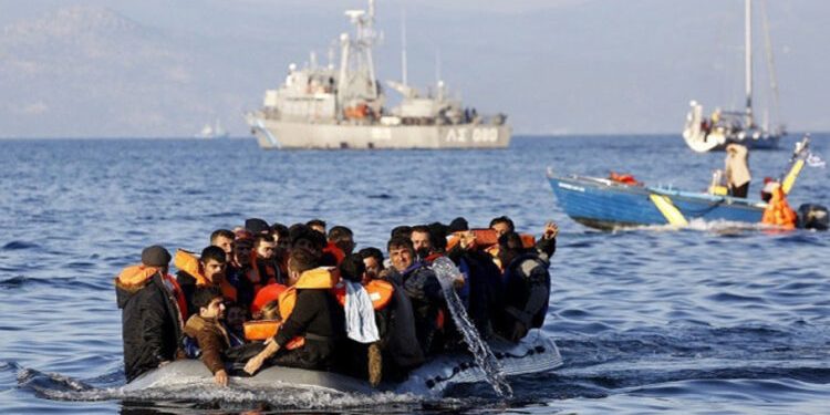 Kurd jî di nav de hene..22 penaber li peravên yewnanistanê mirin