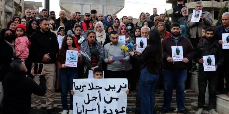 Şêniyên Dêrikê banga lezgîn a serbestberdana dîlgirtiyan kir