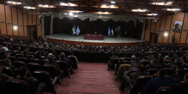 Fermandariya giştî ya hêzên me Asayîş civînek berfireh li parêzgeha Hesekê li dar xist