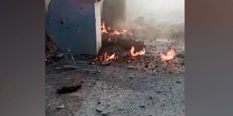 Israîlê moşekên Îranê li Deraayê anîn xwarê