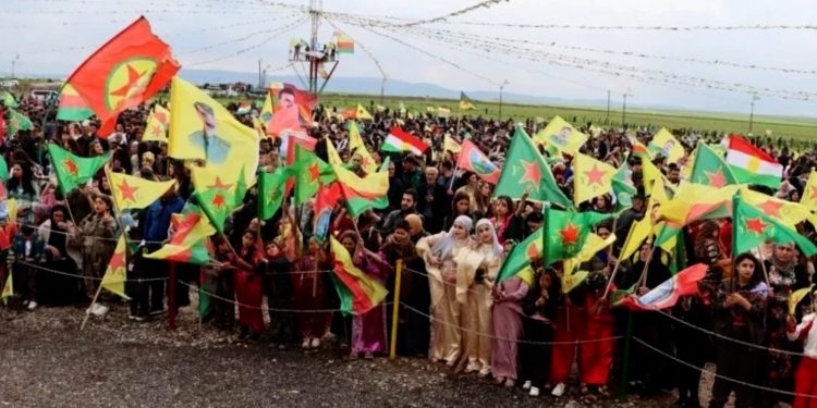 Ji Newroza Dêrik banga lidarxistina kongreya neteweyî