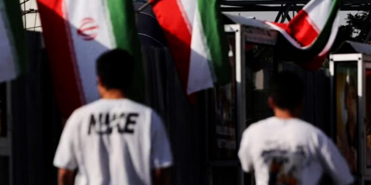 Îro li îran û rojhilat 319 kes hatin binçavkirin