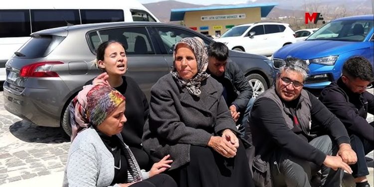 Li Şirnexê malbata şervanê QSD’ê Akman bi tenê nehat hiştin