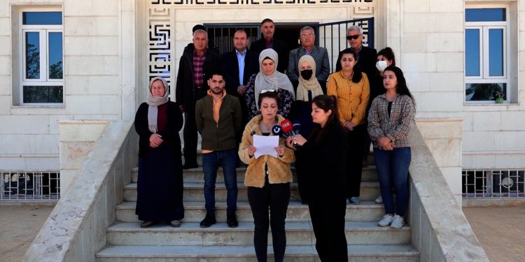Daxwaza rakirina astengiyên li pêşiya gihandina alîkariyan bo Kobanê hat kirin