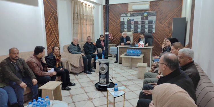 Mehmûd Xelîl bi Komîteya Koçberên Serêkaniyê re civiya
