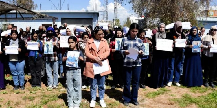 Şêniyên Dirbêsiyê daxwaza serbestberdana dîlgirtiyan kirin