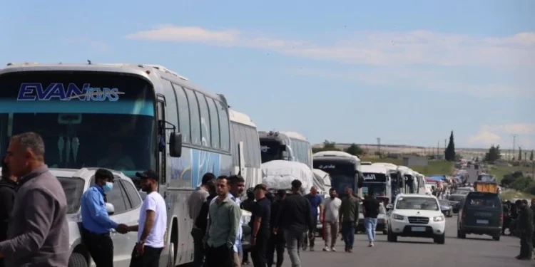 600 malbatên koçber ên li Kobanê vegerîn Efrînê