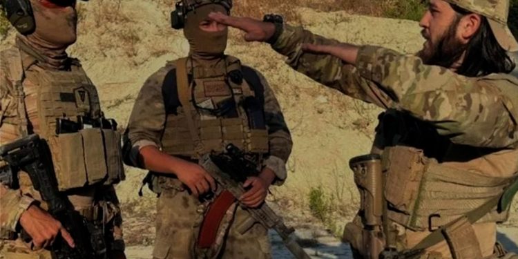 Çekdarên Ozbek tevlîbûna nava “Artêşa Sûriyê” de red dikin