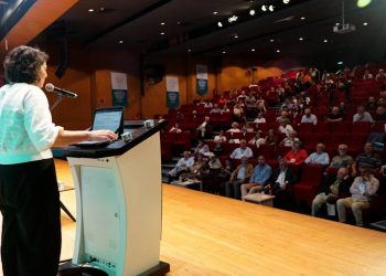 Konferansa “Di Sedsala 2. de Veguherîna Demokratîk a Komarê” bi encamnameyekê bi dawî bû