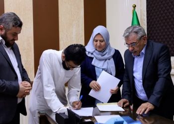 Rêveberiya Xweser 2 zarokên Siûdî radestî malbatên wan kirin