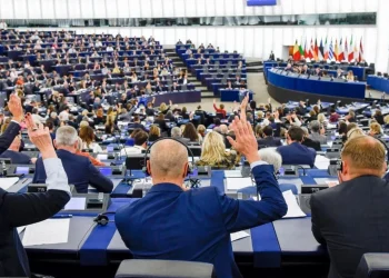 Rapora Parlamentoya Ewropa ya Tirkiyê bi 381 dengan hat pejirandin