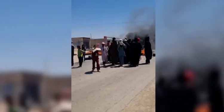Xelkê Holê ji ber rewşa jiyanî ya xirab protesto kir