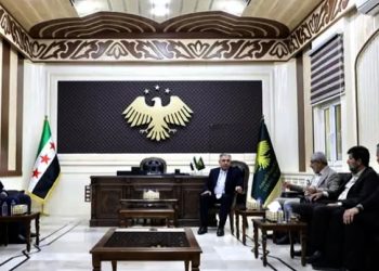 Parêzgarê Hesekê bi şandeya hikumeta demkî re vegera koçberan nîqaş kir