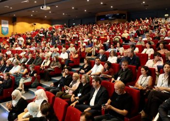 Di avakirina Komara demokratîk de jin temînat in