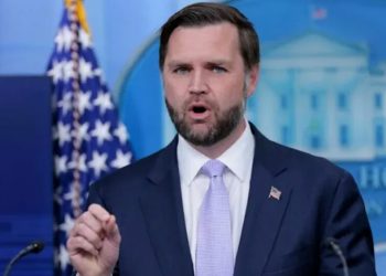 Dan û standinên Amerîka û îranê hatin taloqkirin