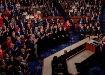 Li Washingtonê biryarek nû: Senato hêza Trump hişyar dike