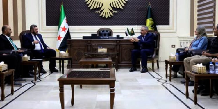 Parêzgeha Hesekê bi şandeya wezareta enerjiyê re civiya